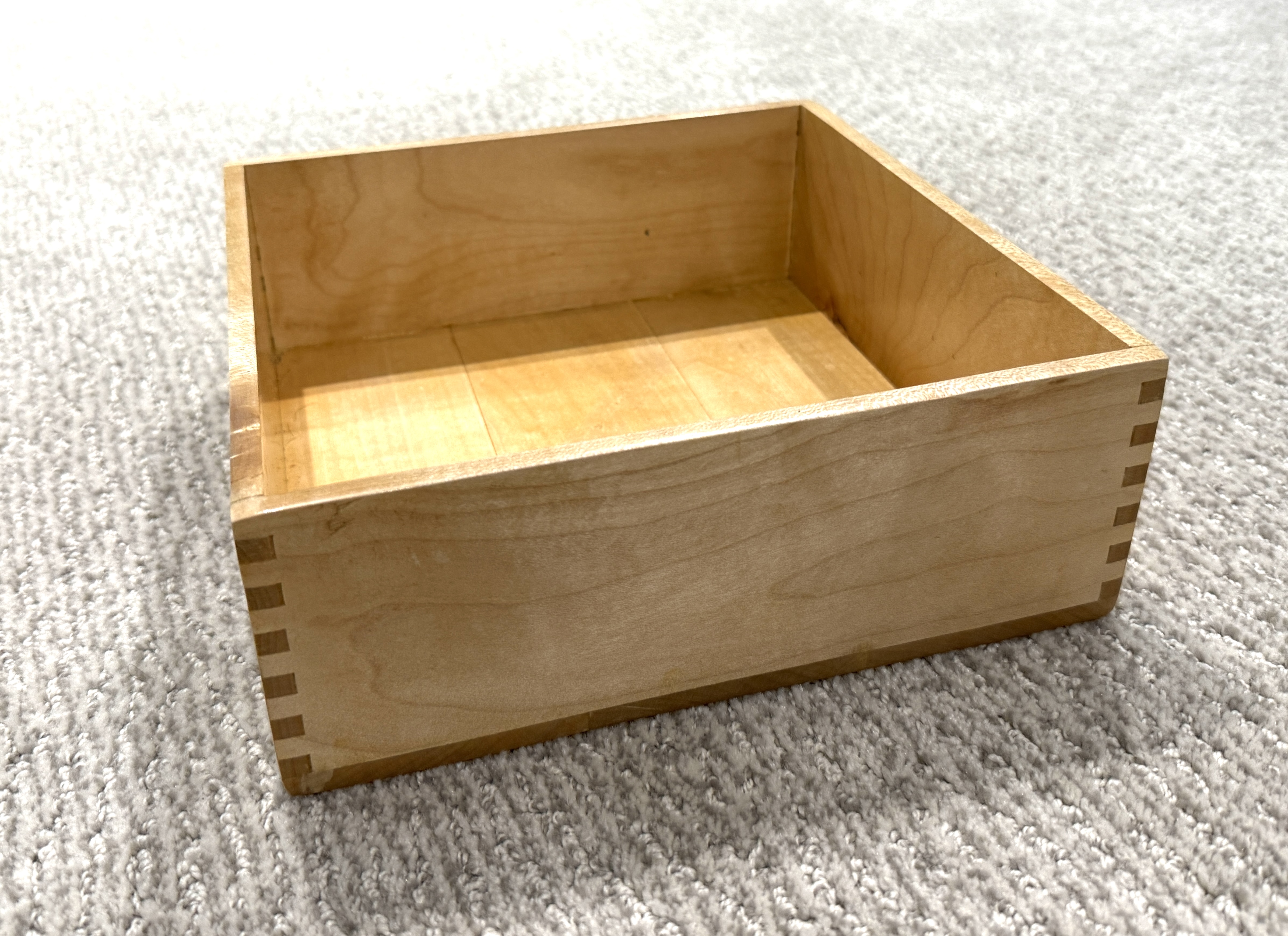 Finished maple finger lap joint box